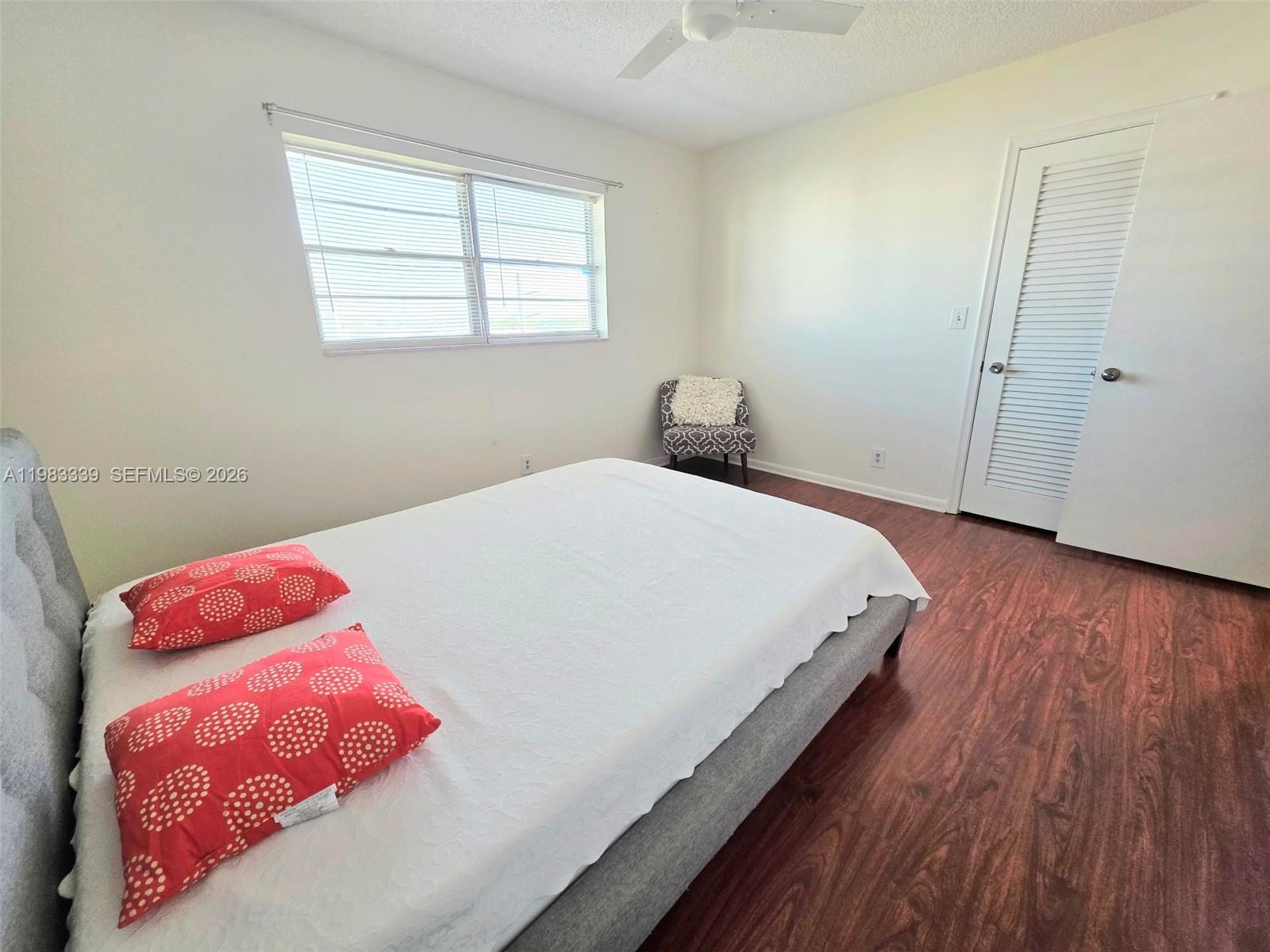 319 NE 14th Ave #702 Hallandale Beach, FL 33009