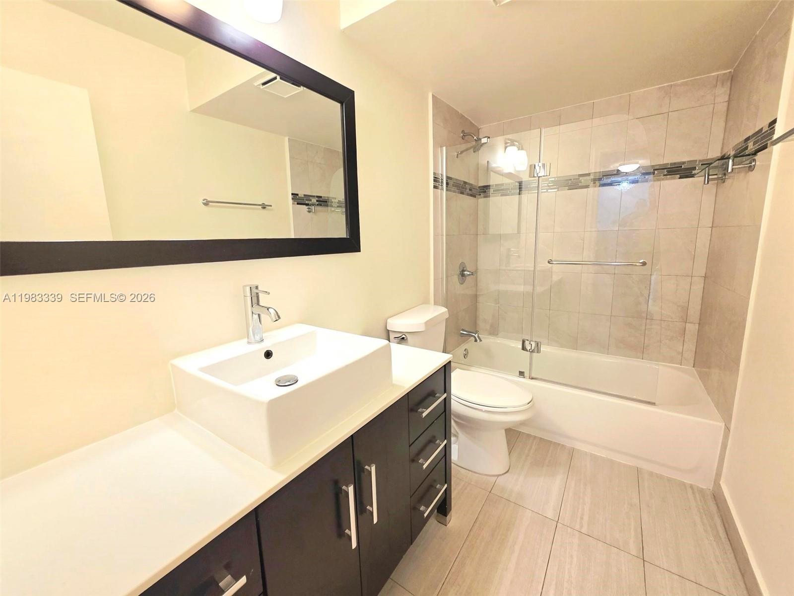 319 NE 14th Ave #702 Hallandale Beach, FL 33009