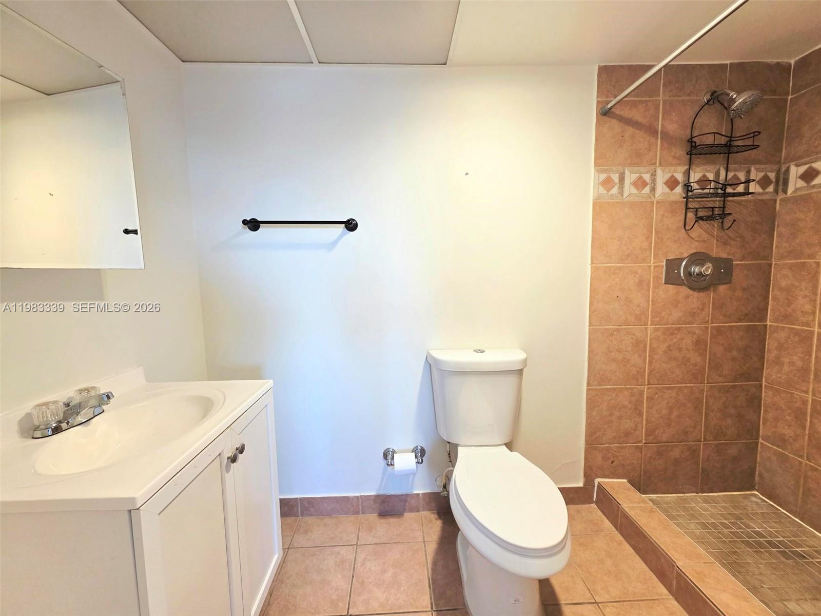 319 NE 14th Ave #702 Hallandale Beach, FL 33009