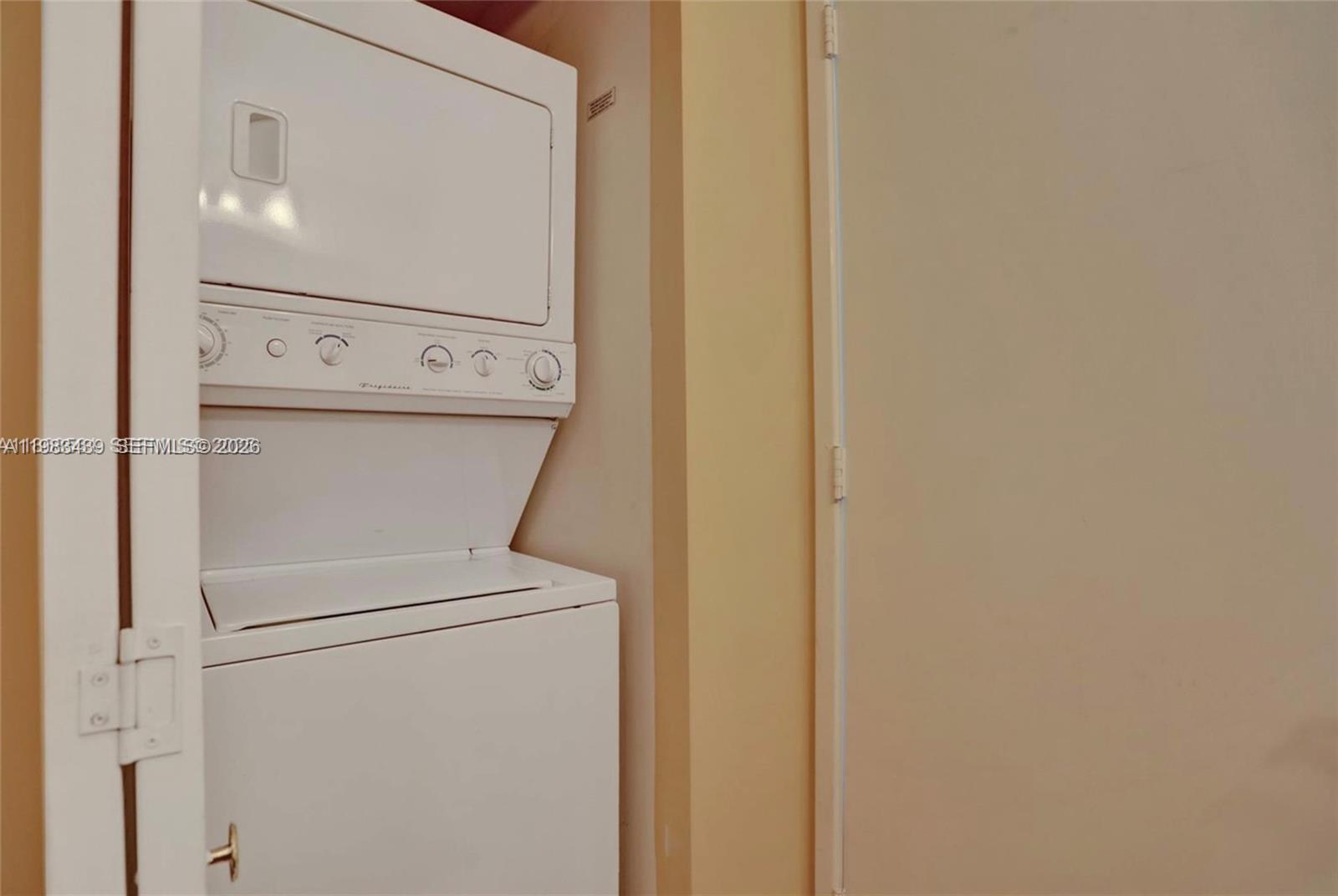 image Latitude on the River26