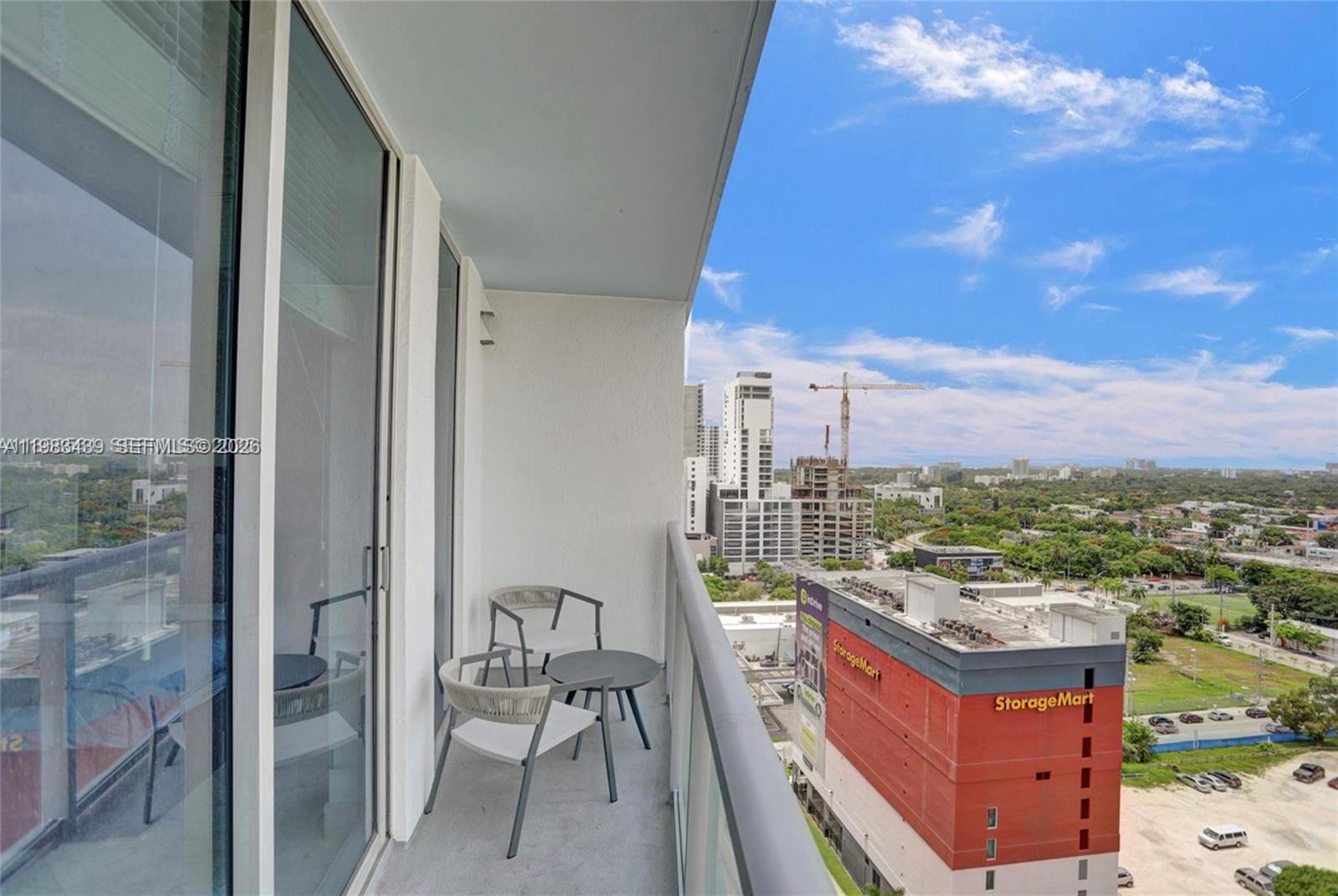 image Latitude on the River32