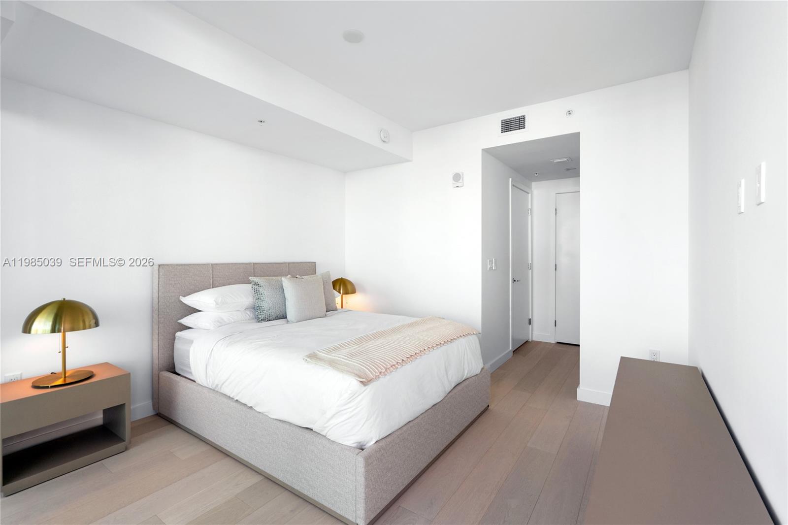 image La Baia Bay Harbor28