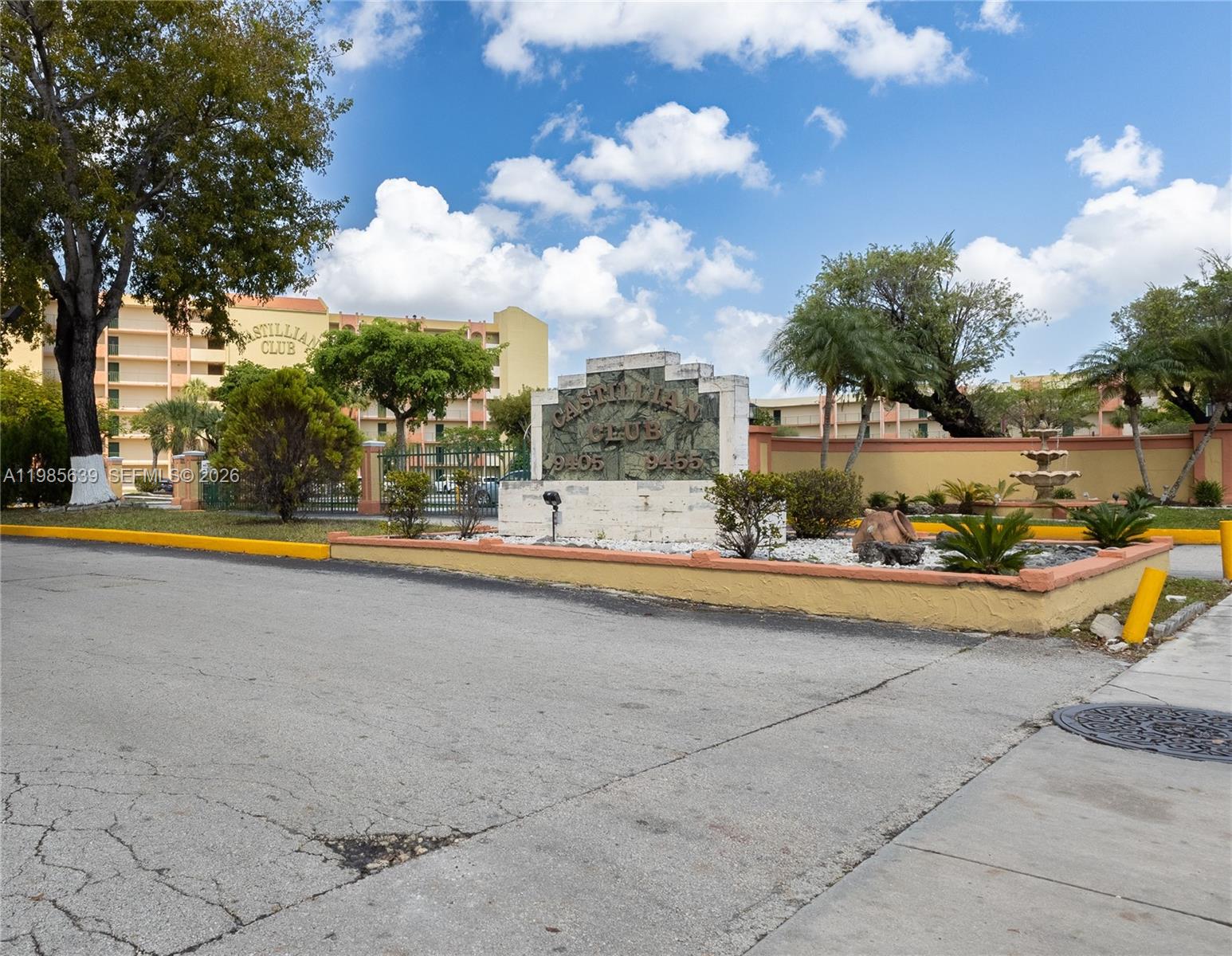 9405 W Flagler St #D205 Miami, FL 33174