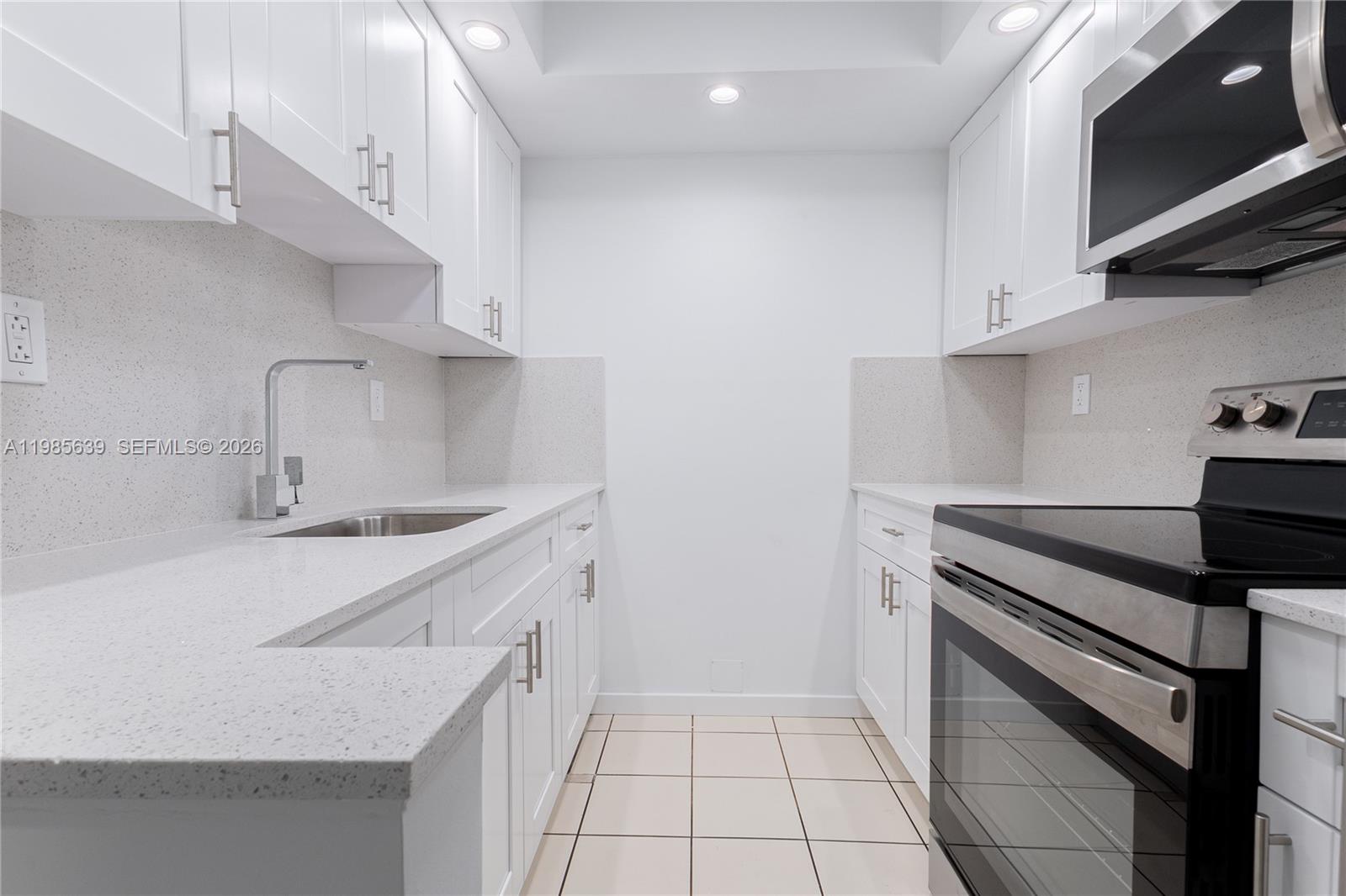 9405 W Flagler St #D205 Miami, FL 33174