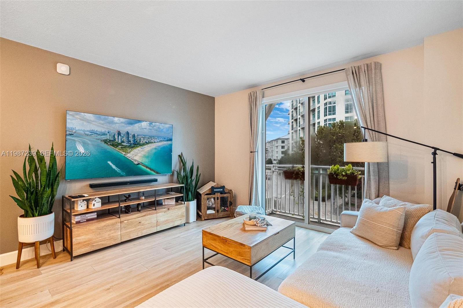 7290 SW 90th St #202 Miami, FL 33156