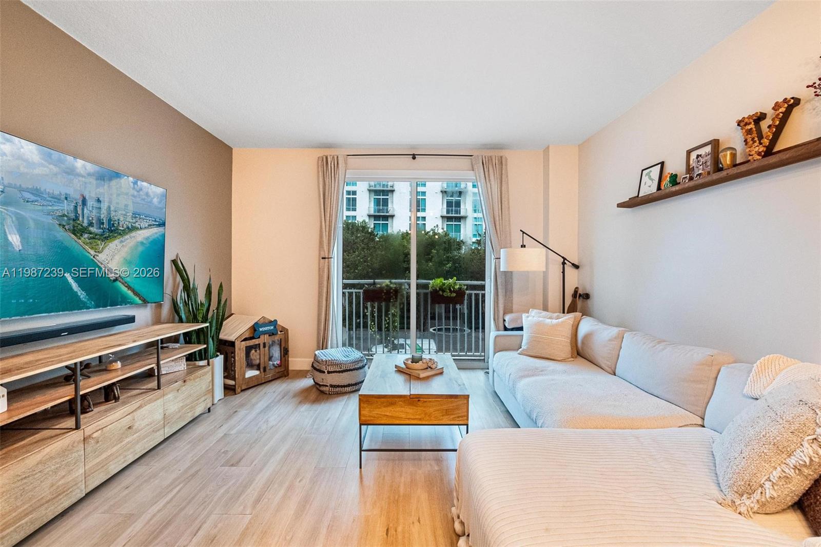 7290 SW 90th St #202 Miami, FL 33156