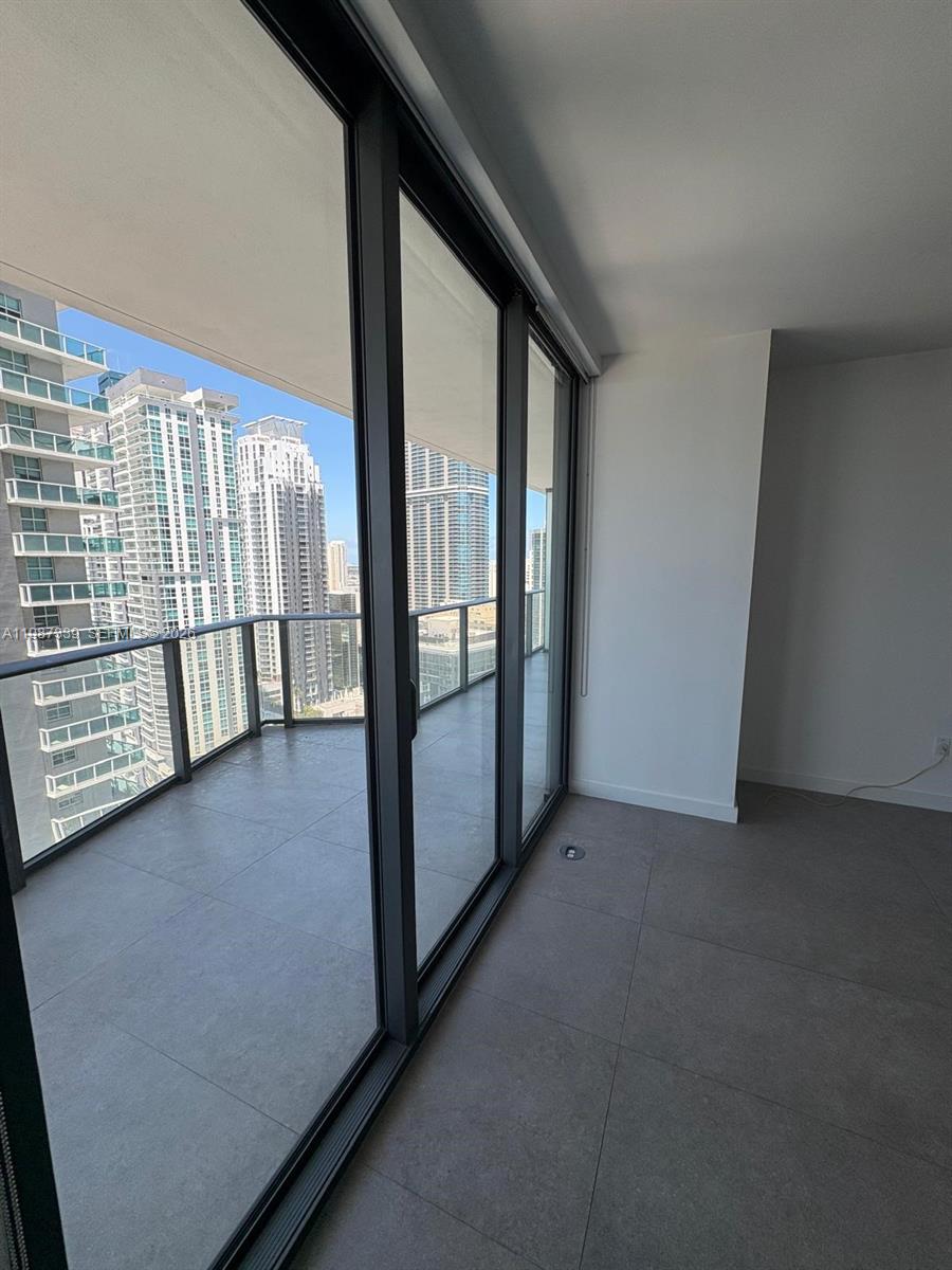 image Dua Miami (SLS Brickell)25