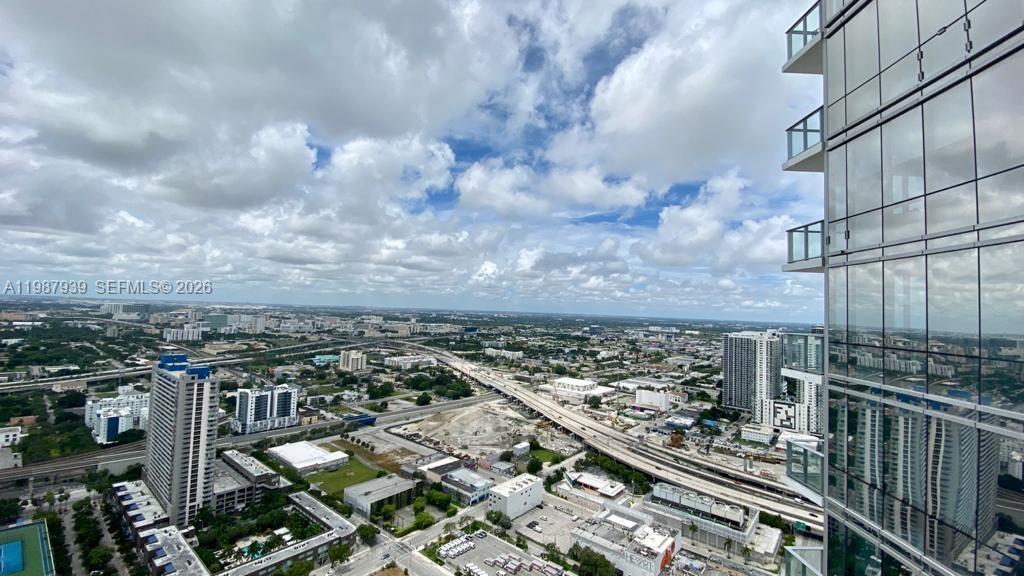 image Paramount Miami Worldcenter9
