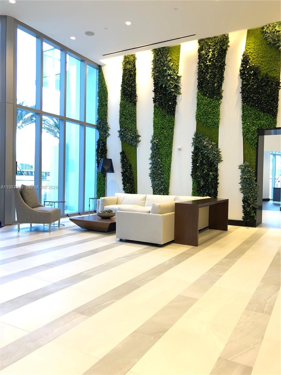 image Paramount Miami Worldcenter28