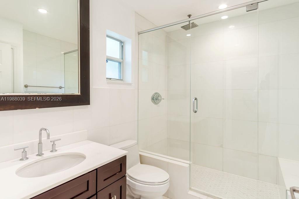 75 S Prospect Dr #75 Coral Gables, FL 33133