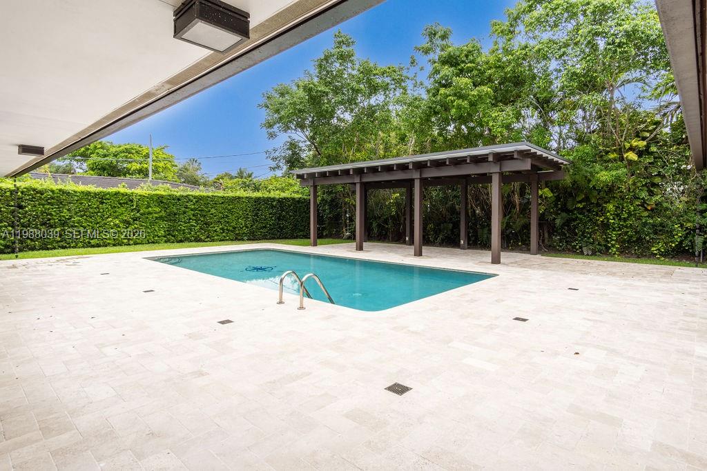 75 S Prospect Dr #75 Coral Gables, FL 33133