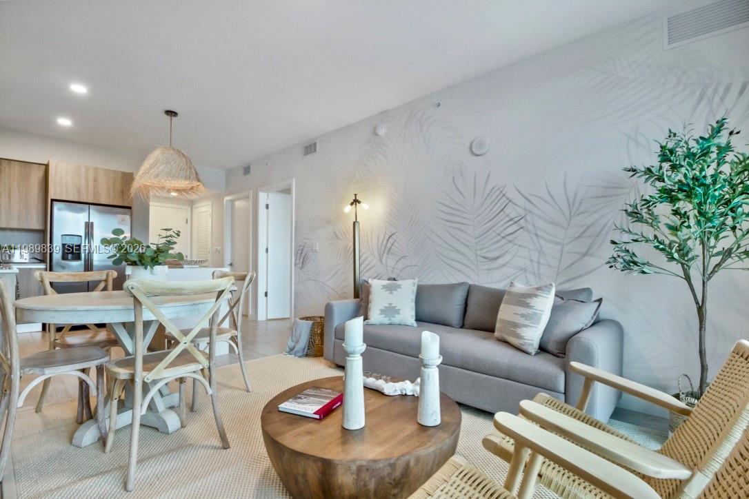 3900 Biscayne Blvd #N-911 Miami, FL 33137