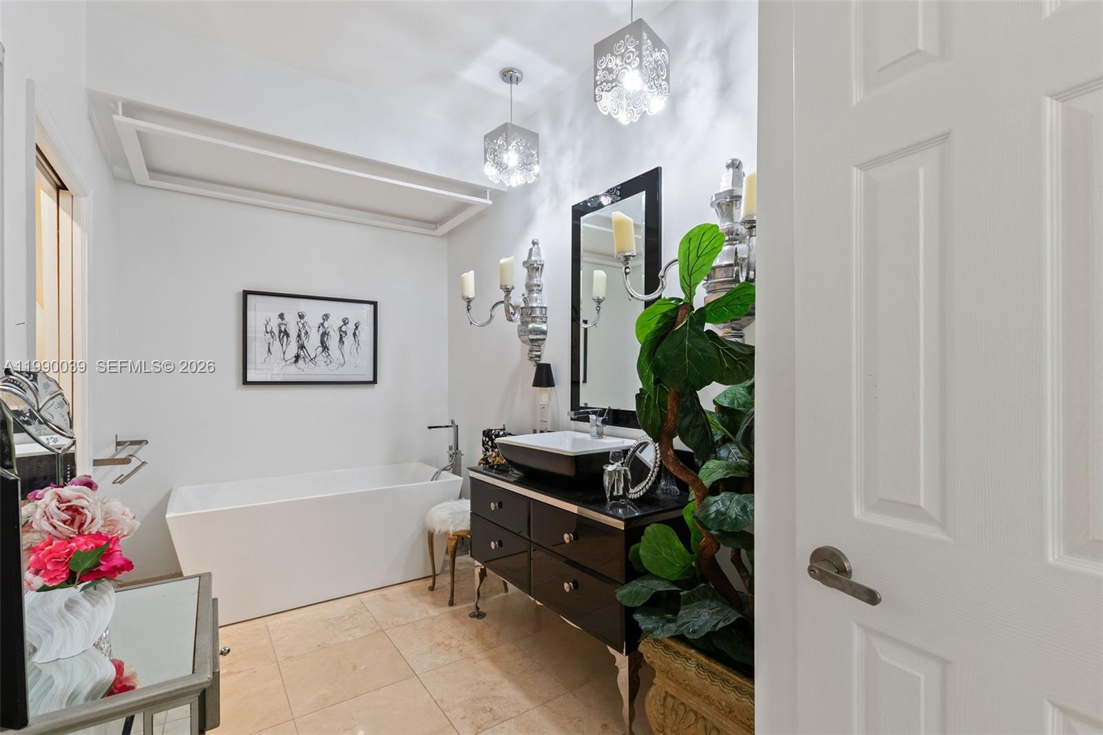 3530 Mystic Pointe Dr #114 Aventura, FL 33180