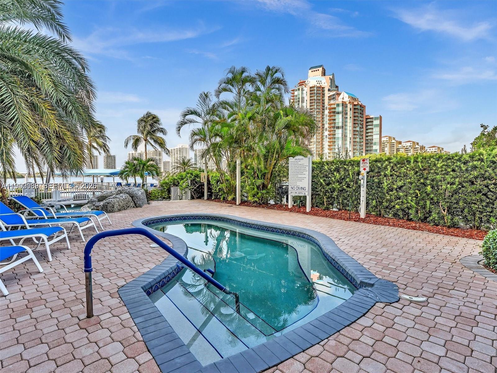 3530 Mystic Pointe Dr #114 Aventura, FL 33180