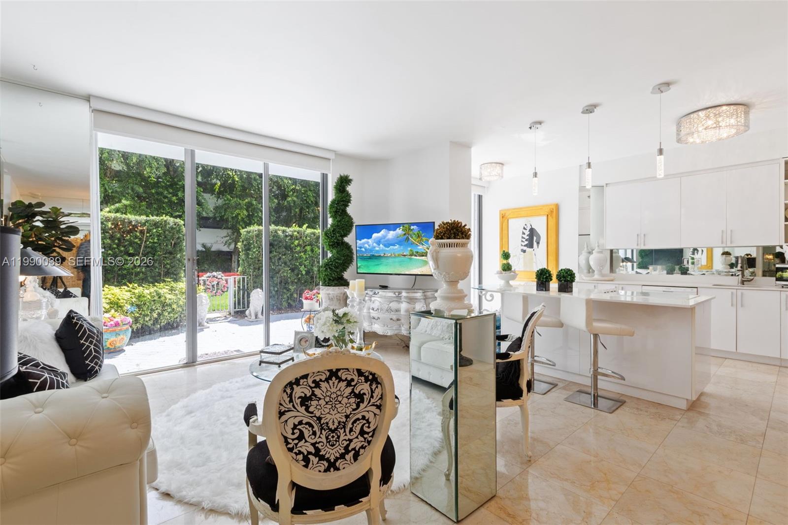 3530 Mystic Pointe Dr #114 Aventura, FL 33180