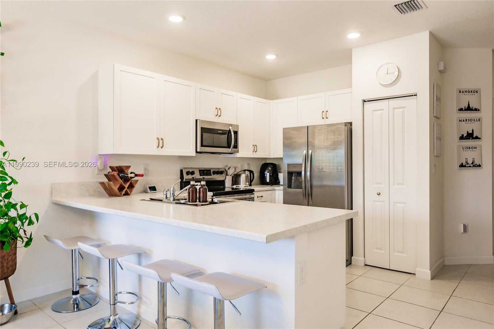 1443 SW 54th Ter North Lauderdale, FL 33068