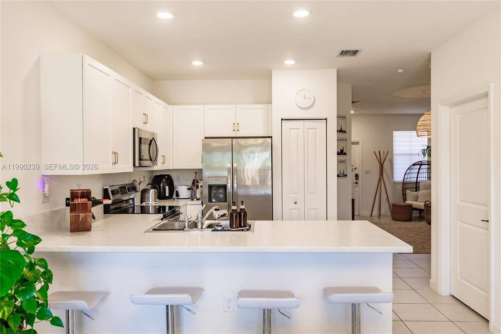 1443 SW 54th Ter North Lauderdale, FL 33068