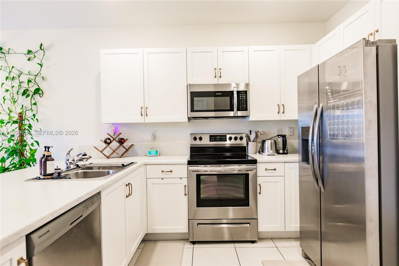 1443 SW 54th Ter North Lauderdale, FL 33068