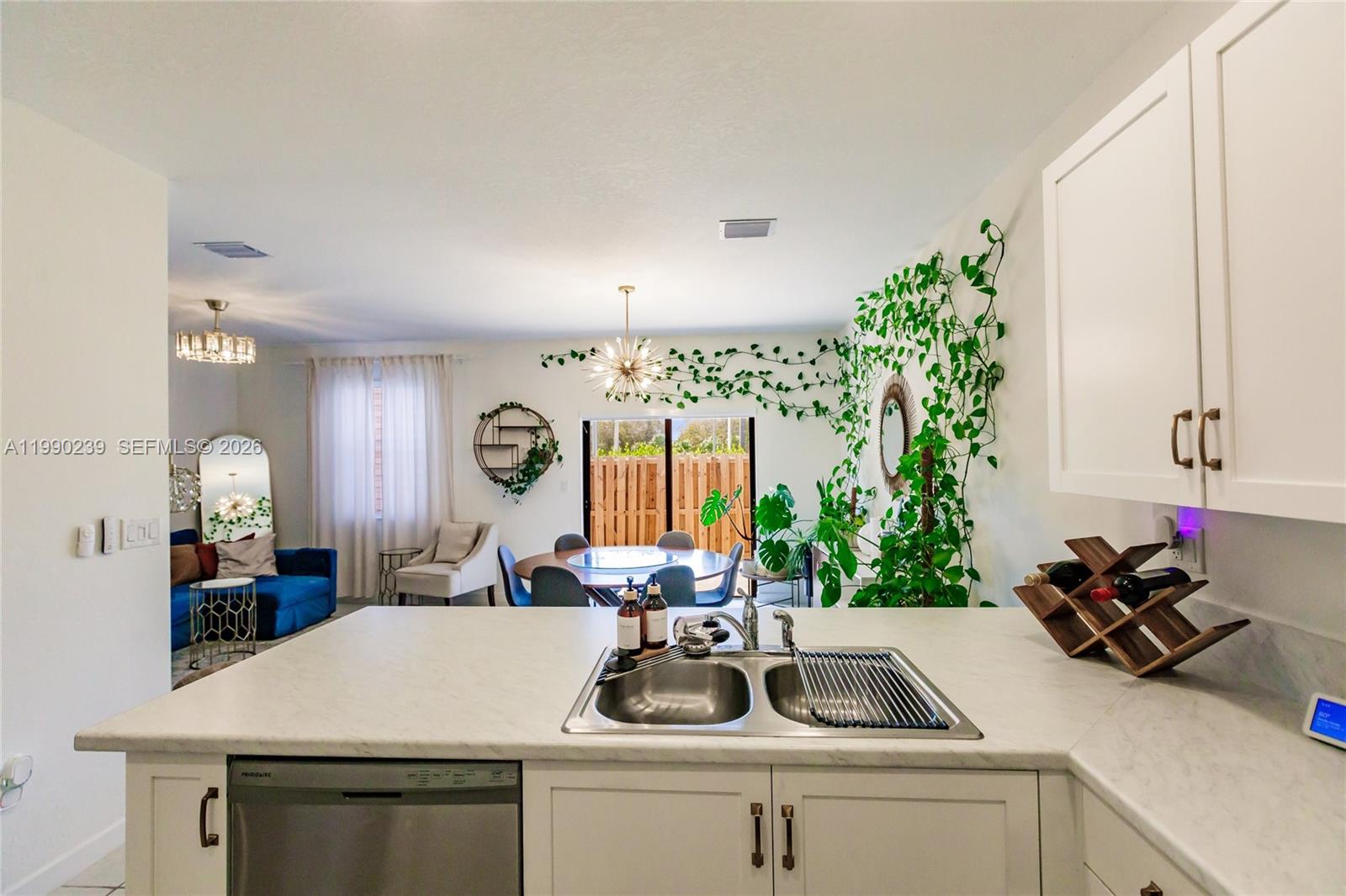 1443 SW 54th Ter North Lauderdale, FL 33068