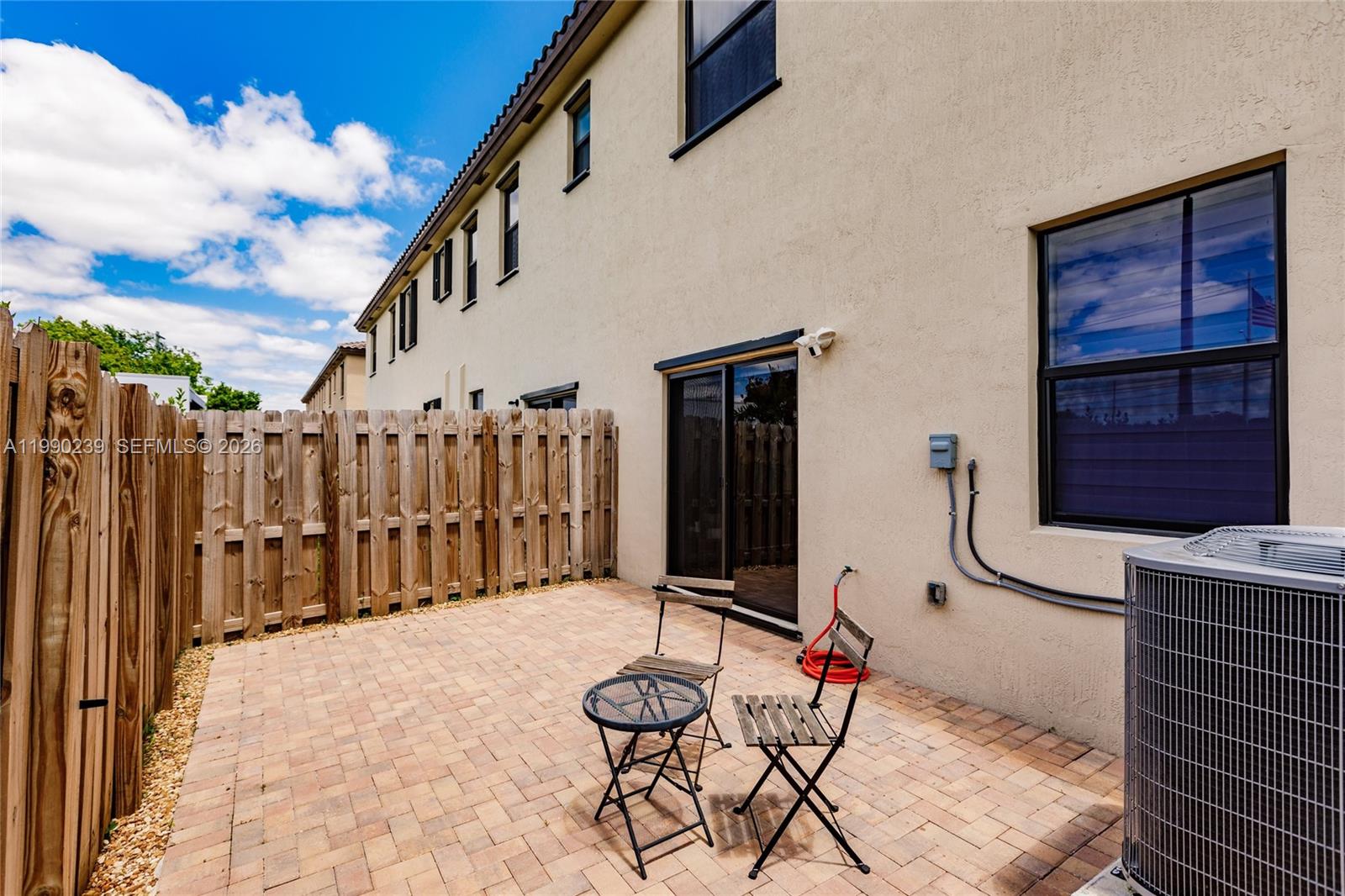 1443 SW 54th Ter North Lauderdale, FL 33068