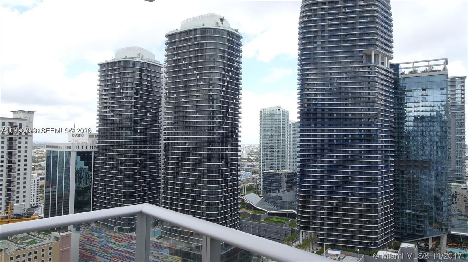 1010 Brickell Ave #3211 Miami, FL 33131