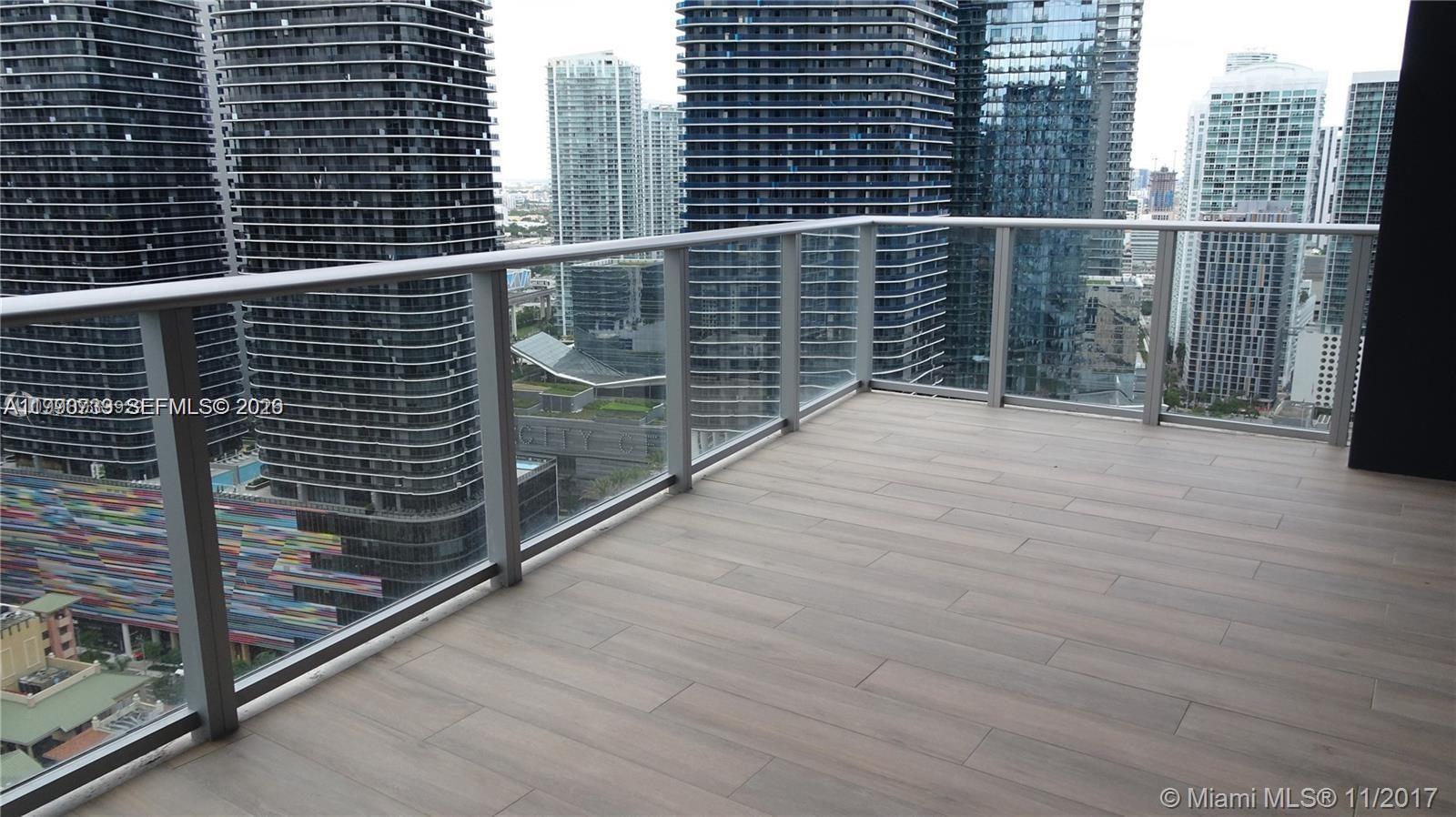 1010 Brickell Ave #3211 Miami, FL 33131