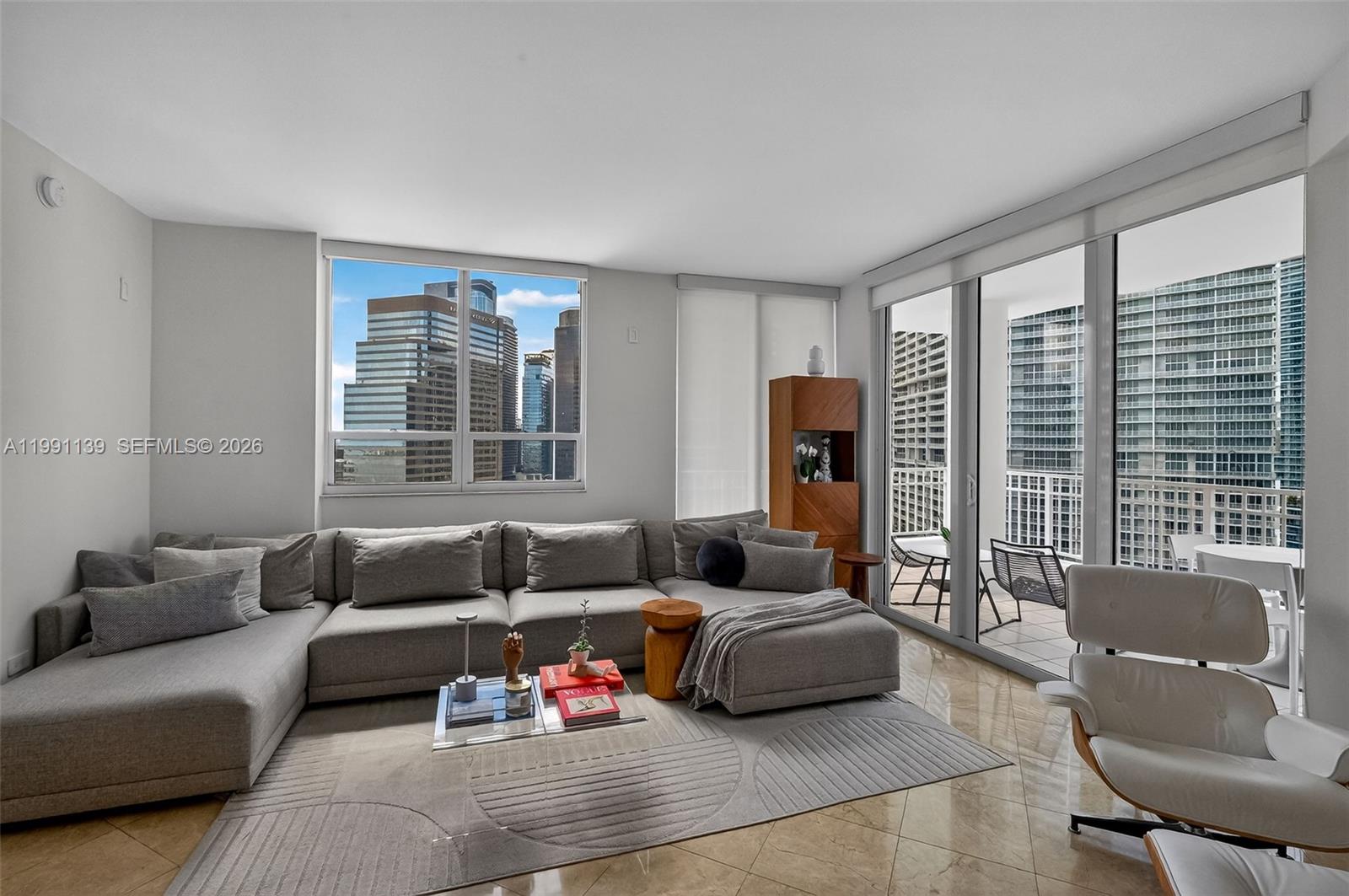 801 Brickell Key Blvd #2502 Miami, FL 33131
