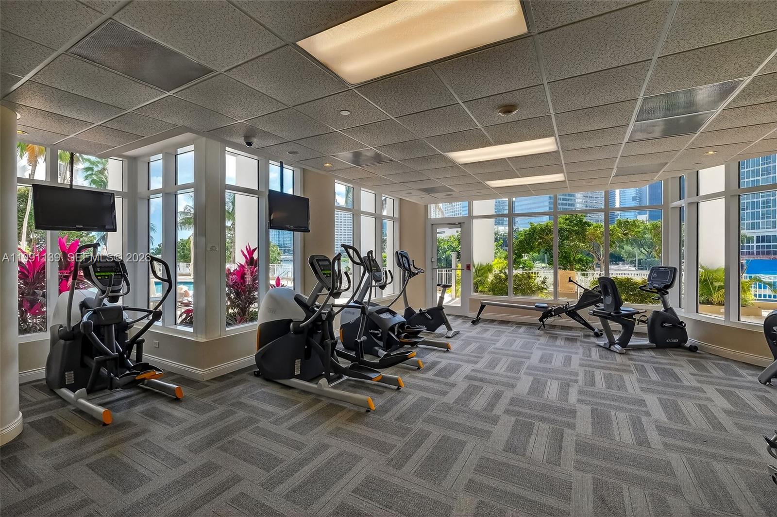 801 Brickell Key Blvd #2502 Miami, FL 33131