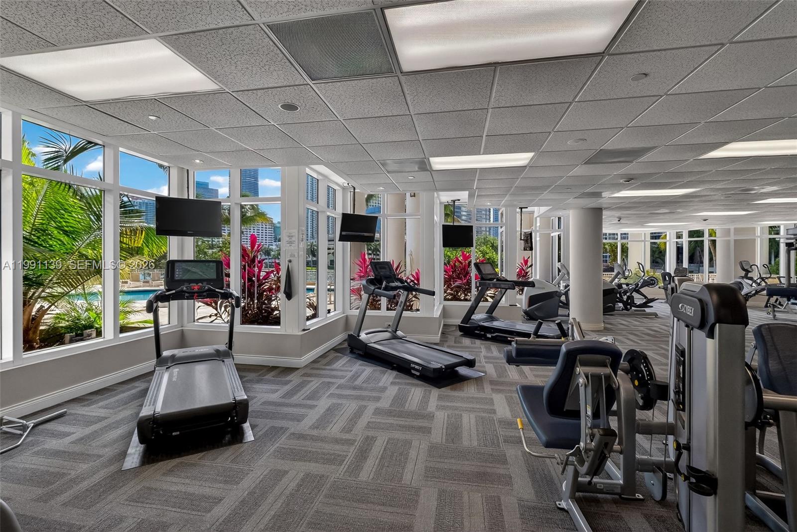 801 Brickell Key Blvd #2502 Miami, FL 33131