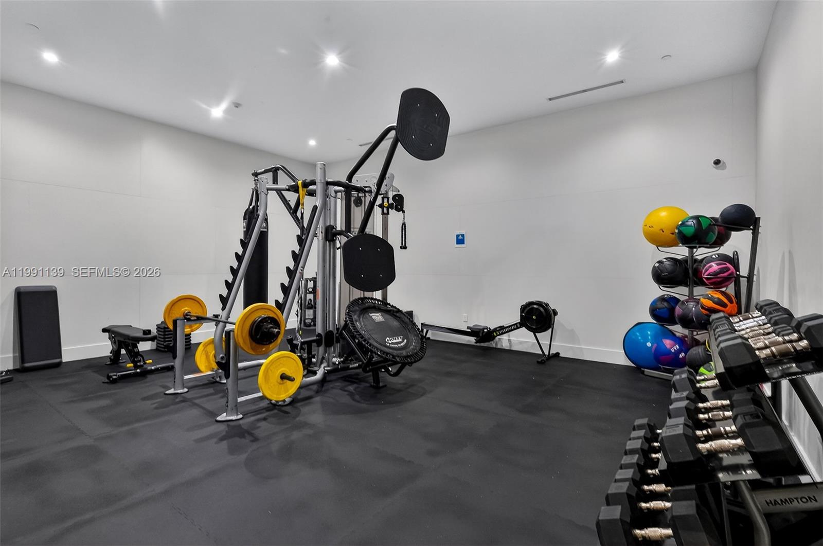 801 Brickell Key Blvd #2502 Miami, FL 33131