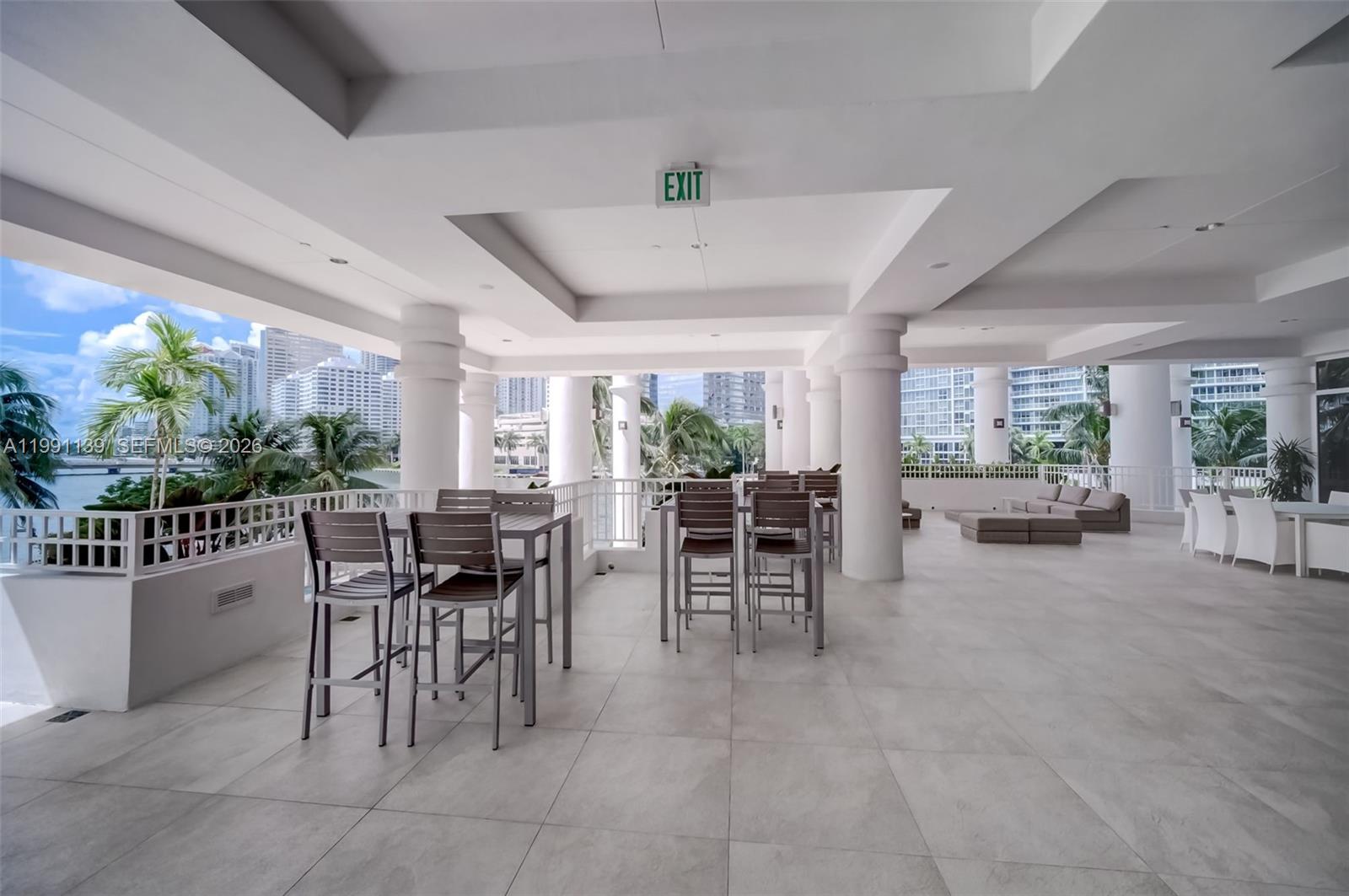 801 Brickell Key Blvd #2502 Miami, FL 33131