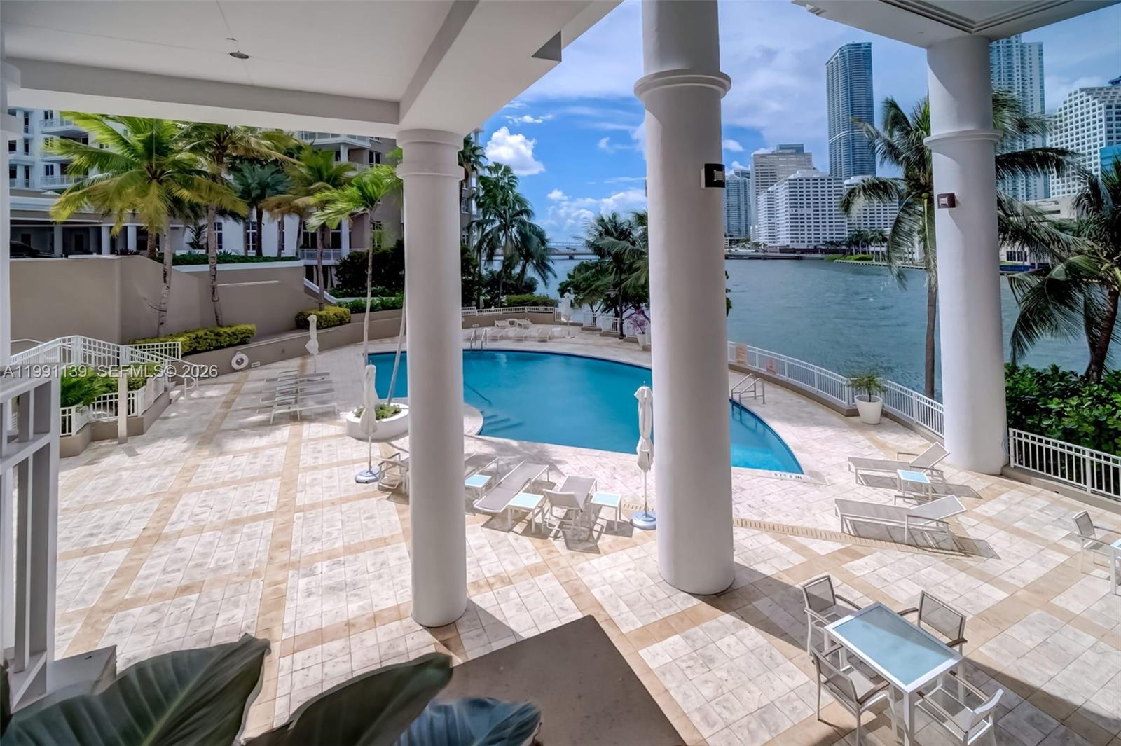 801 Brickell Key Blvd #2502 Miami, FL 33131