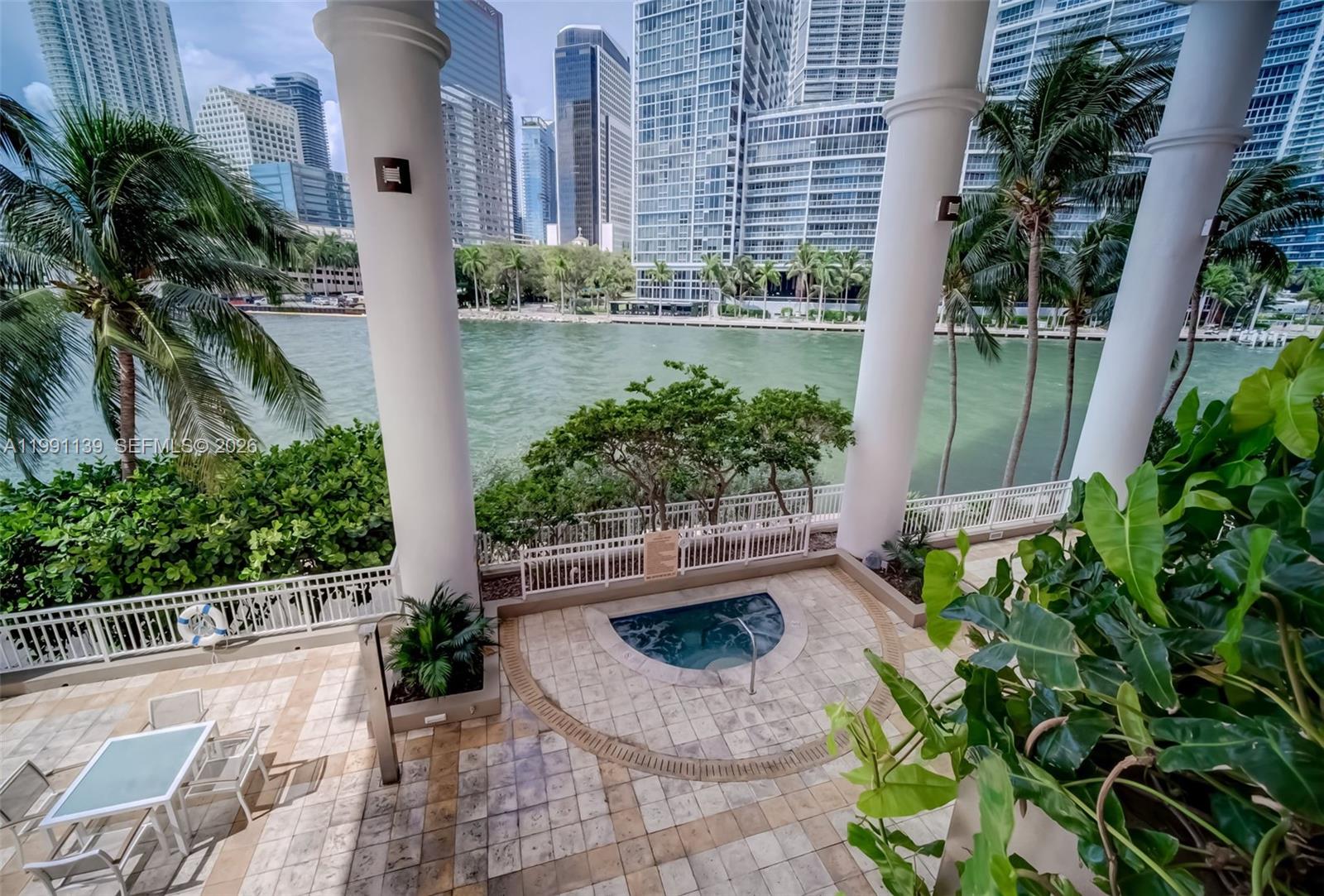 801 Brickell Key Blvd #2502 Miami, FL 33131