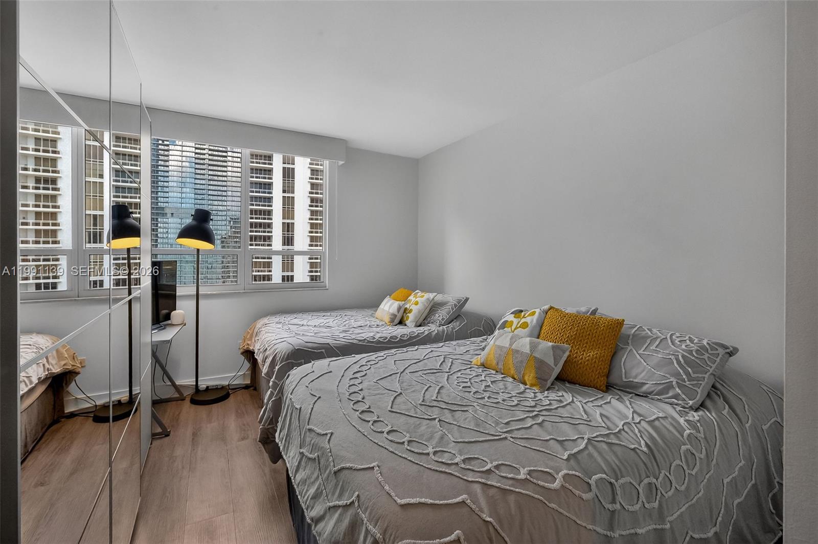 801 Brickell Key Blvd #2502 Miami, FL 33131