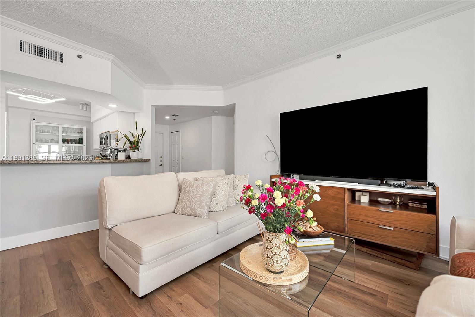 3165 NE 184th St #6204 Aventura, FL 33160