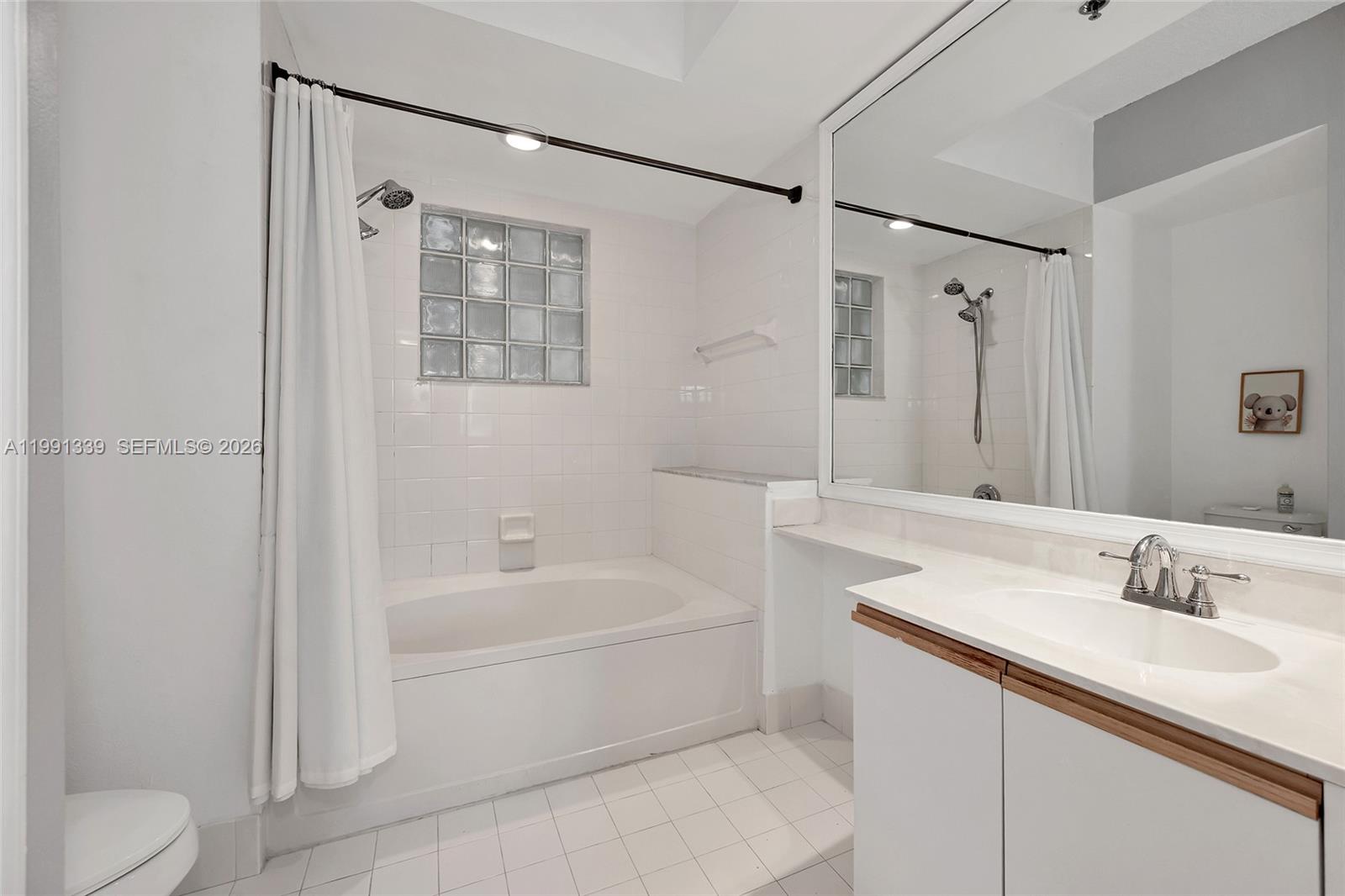 3165 NE 184th St #6204 Aventura, FL 33160