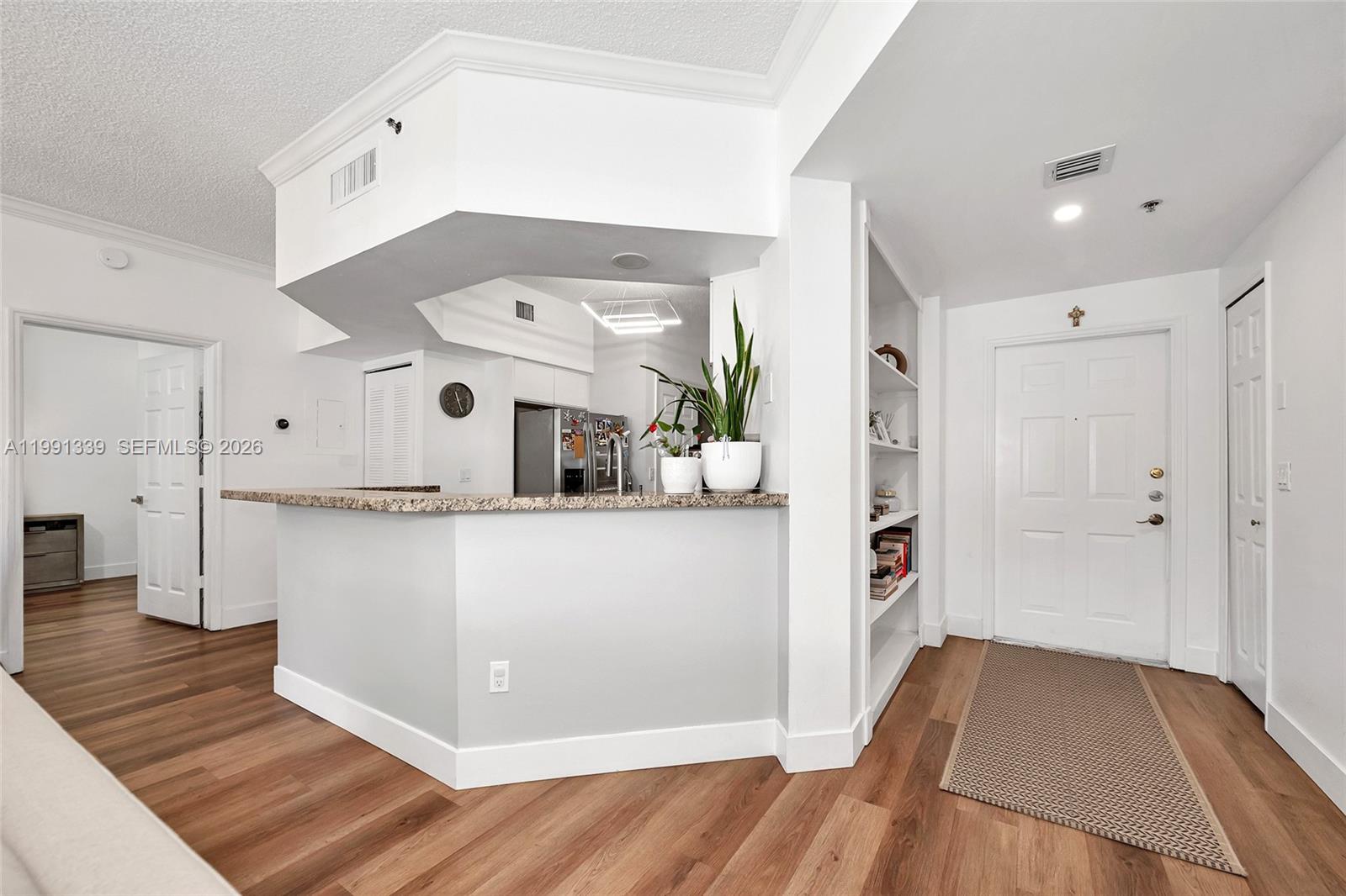 3165 NE 184th St #6204 Aventura, FL 33160