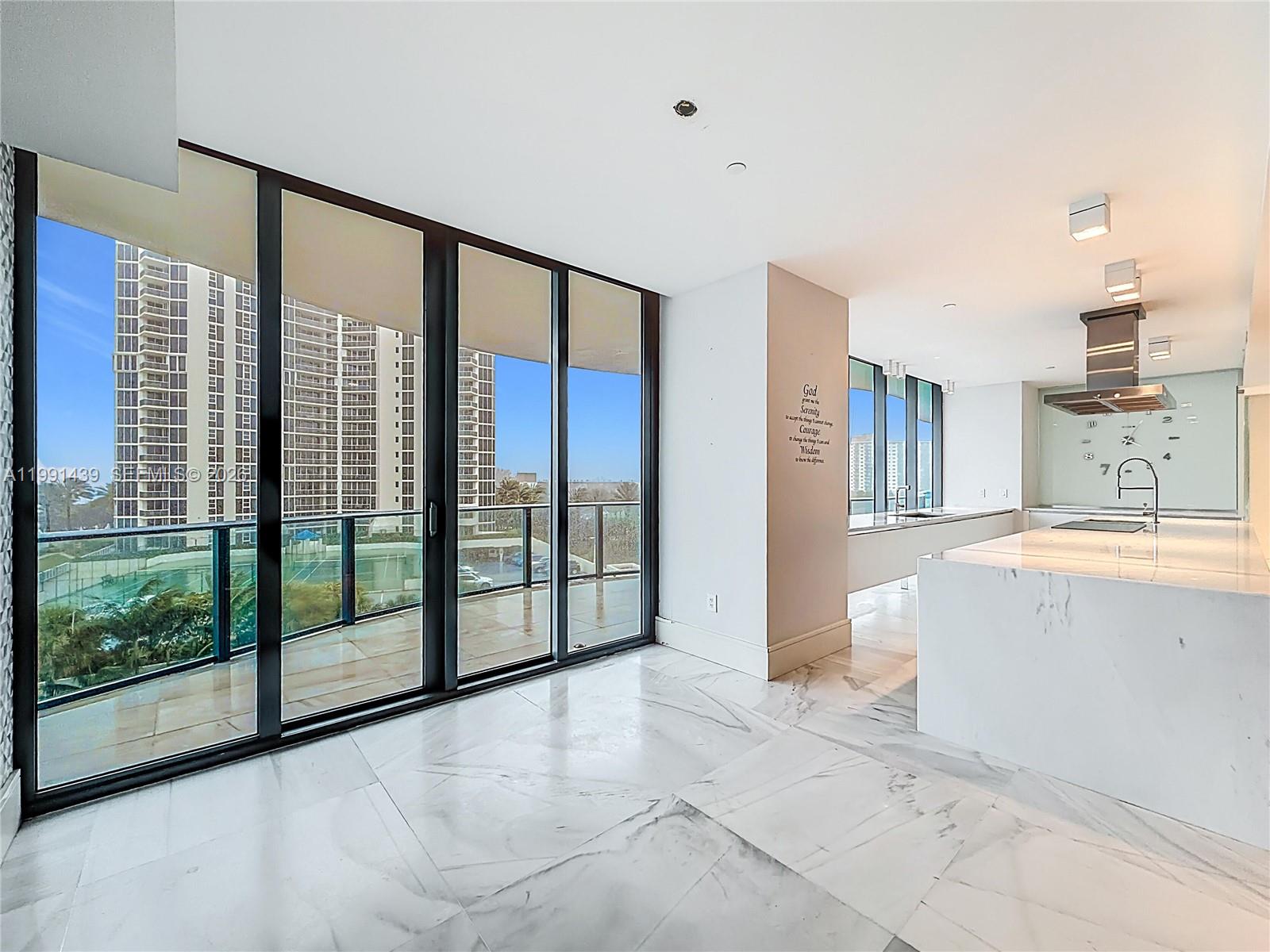 19575 Collins Ave #5 Sunny Isles Beach, FL 33160