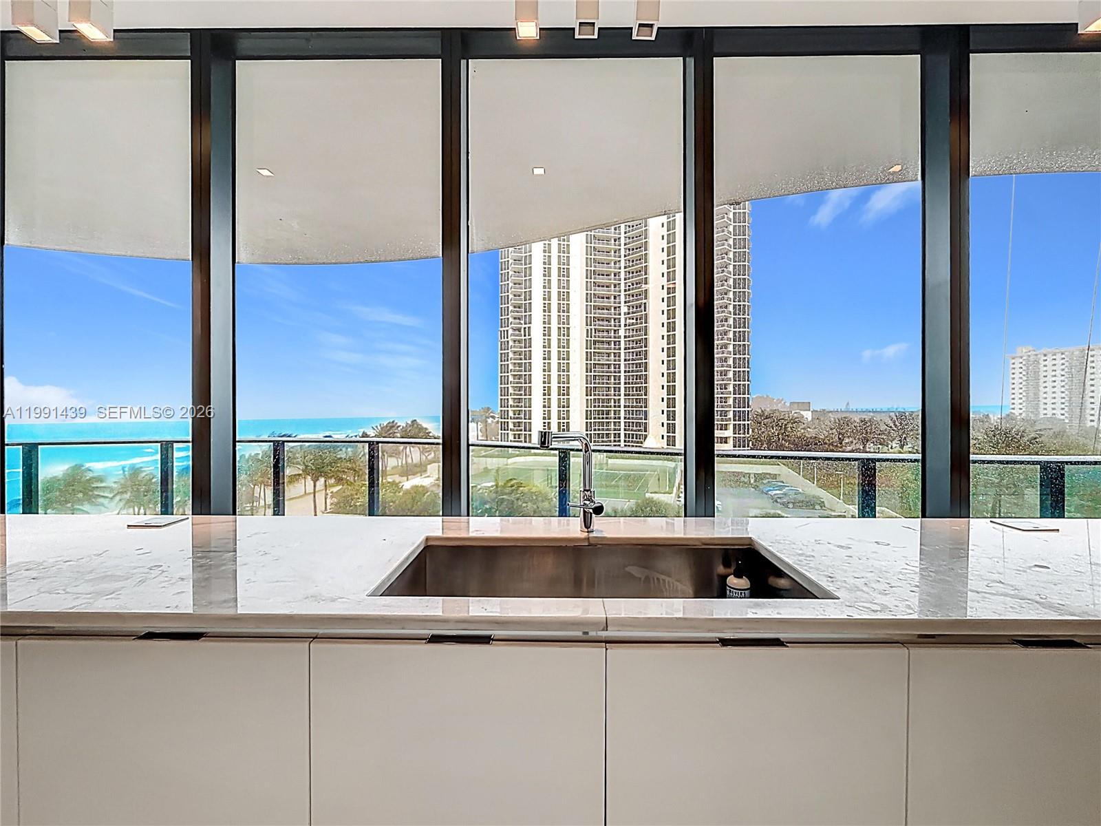 19575 Collins Ave #5 Sunny Isles Beach, FL 33160