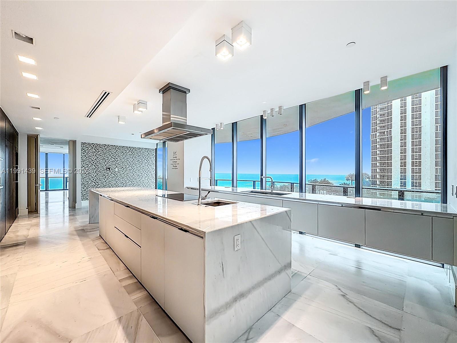 19575 Collins Ave #5 Sunny Isles Beach, FL 33160