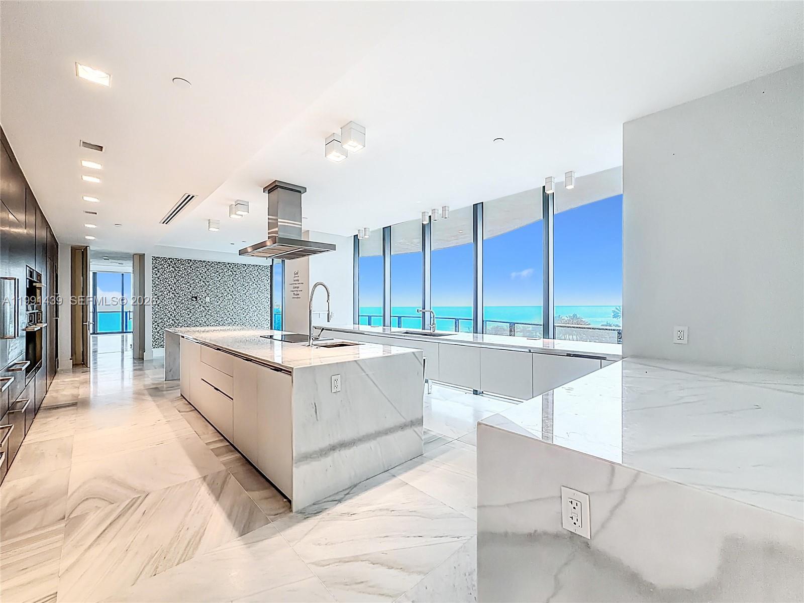 19575 Collins Ave #5 Sunny Isles Beach, FL 33160