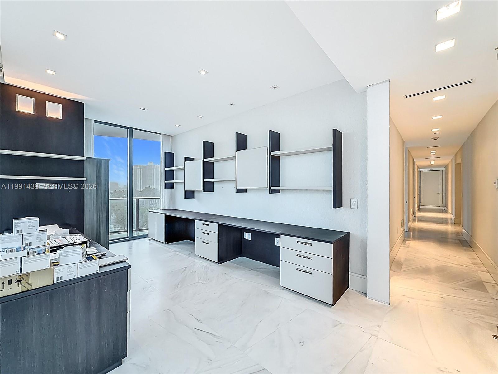 19575 Collins Ave #5 Sunny Isles Beach, FL 33160