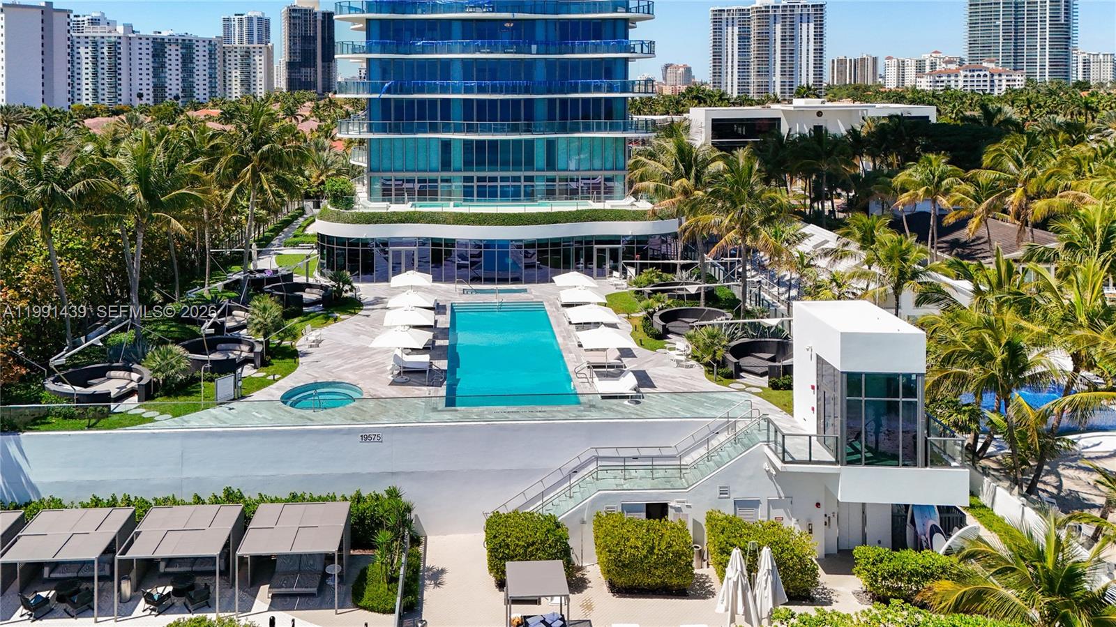 19575 Collins Ave #5 Sunny Isles Beach, FL 33160