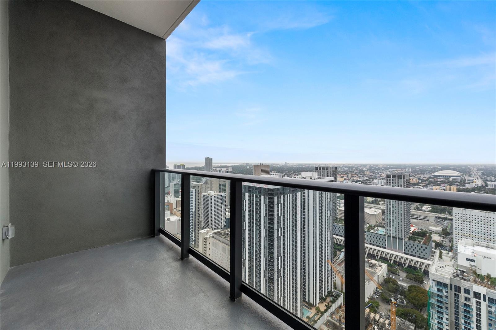 159 NE 6th St #5104 Miami, FL 33132