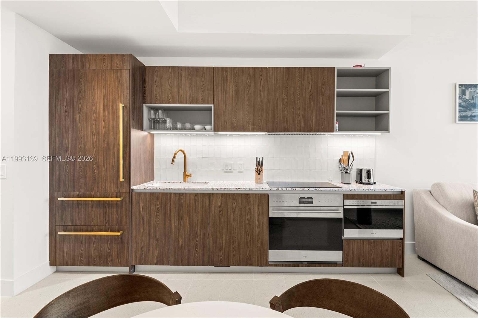 159 NE 6th St #5104 Miami, FL 33132