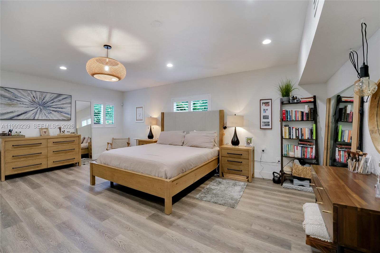 7305 SW 123rd Ter Pinecrest, FL 33156