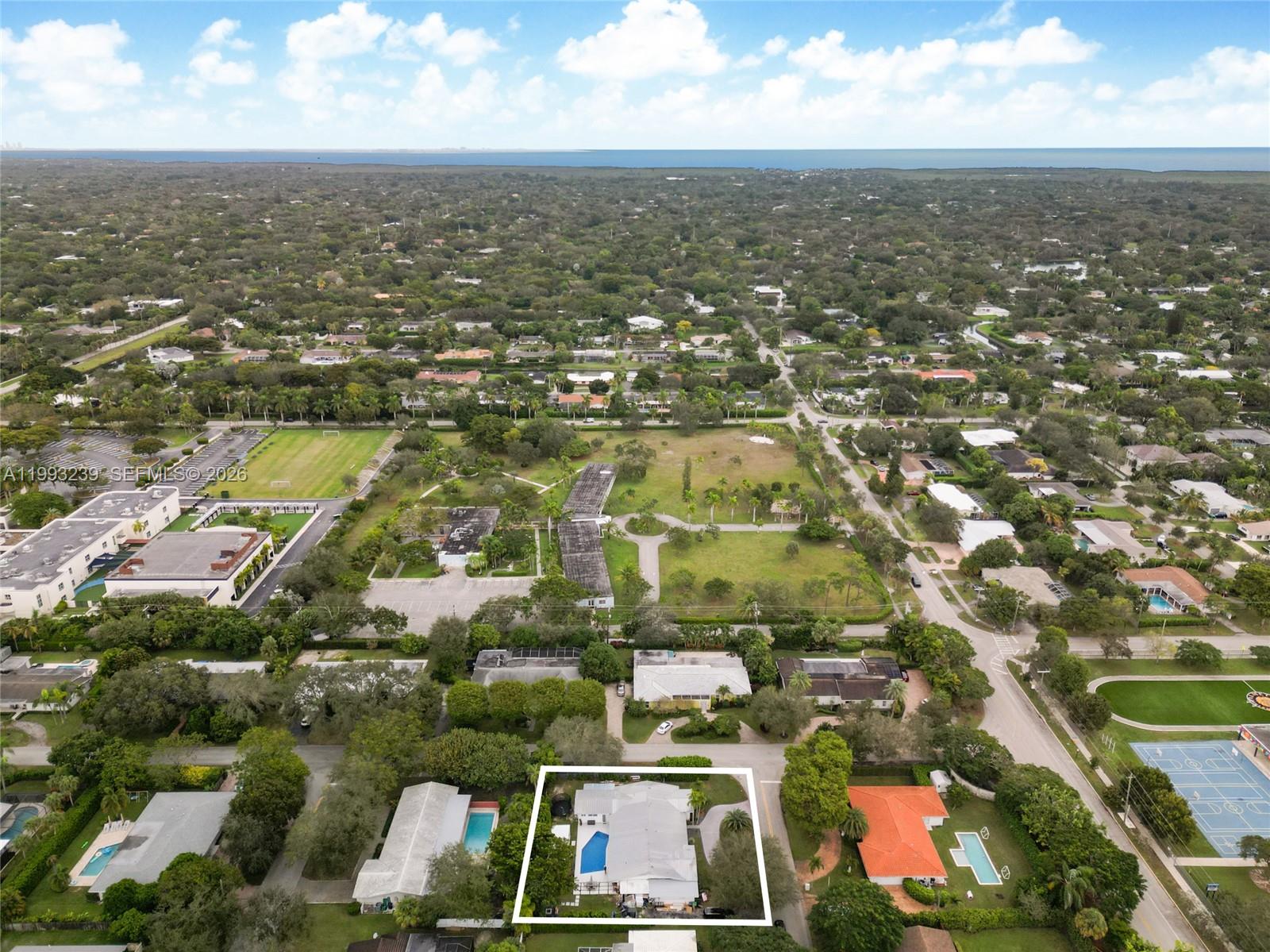 7305 SW 123rd Ter Pinecrest, FL 33156