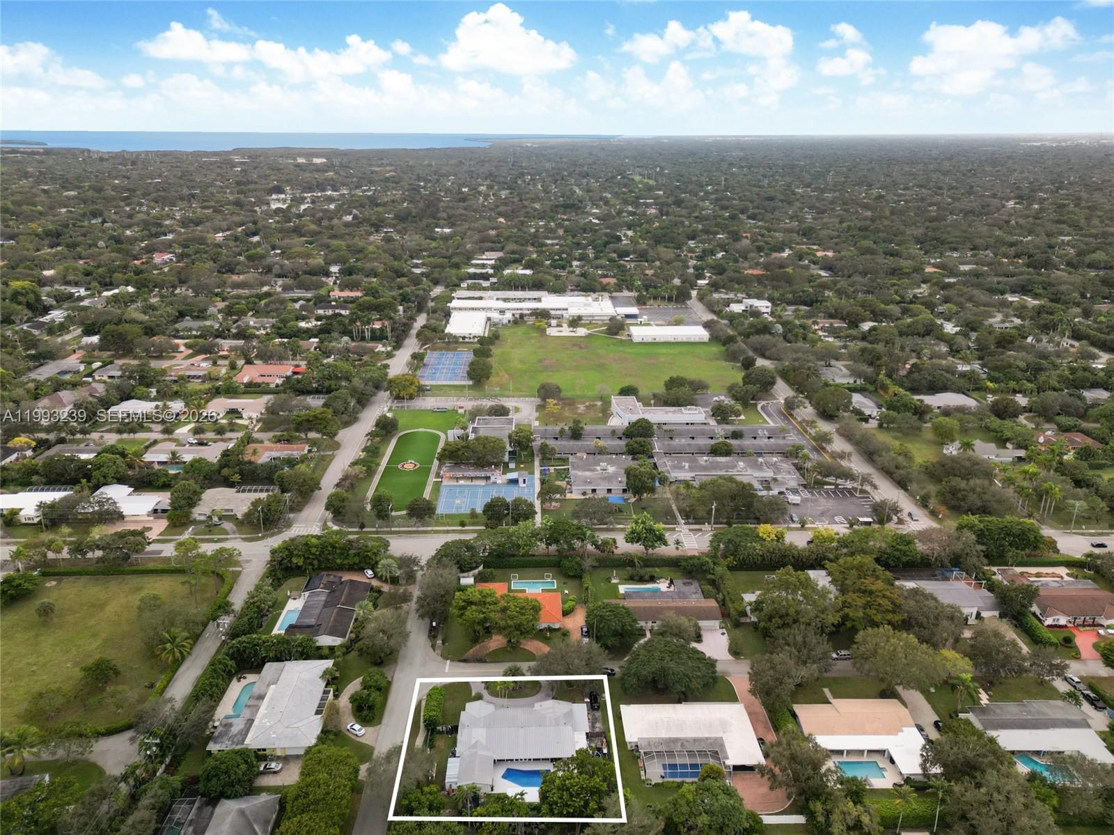 7305 SW 123rd Ter Pinecrest, FL 33156