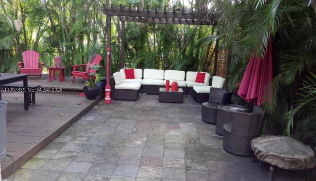 5718 SW 48th St South Miami, FL 33155