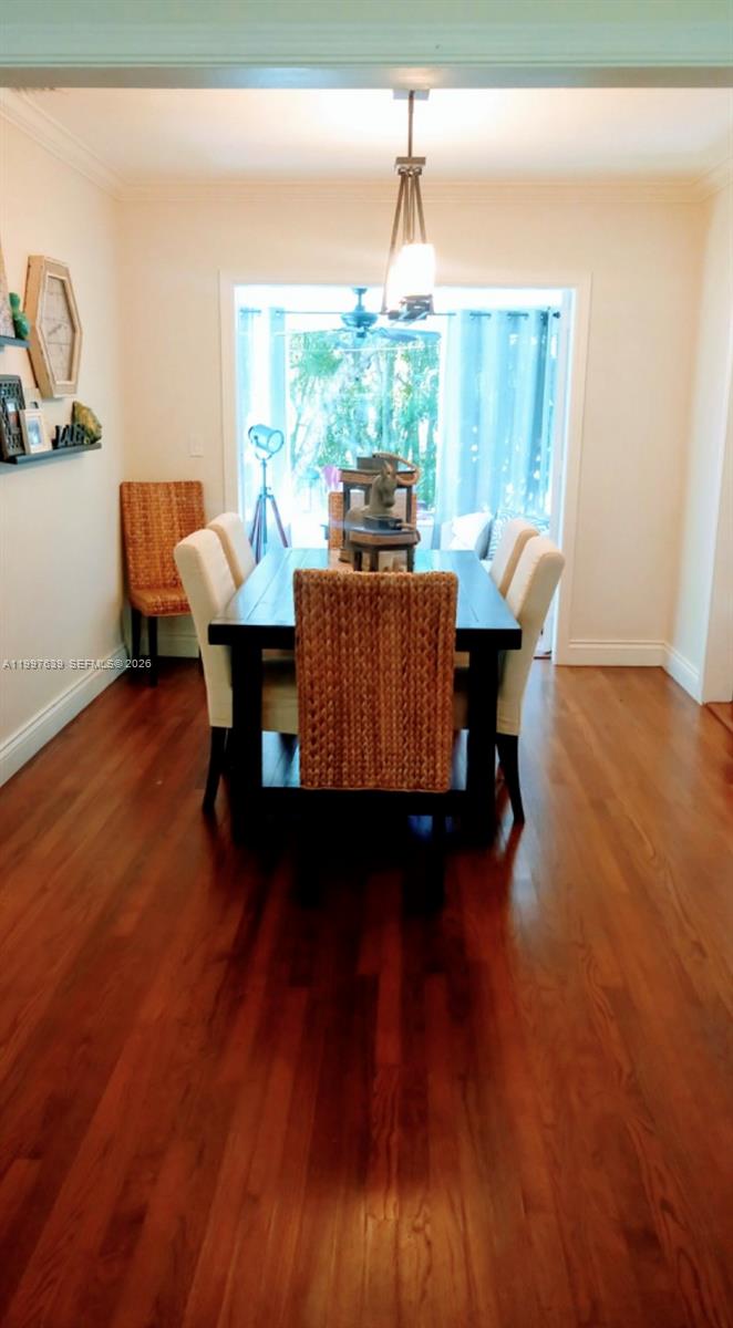 5718 SW 48th St South Miami, FL 33155